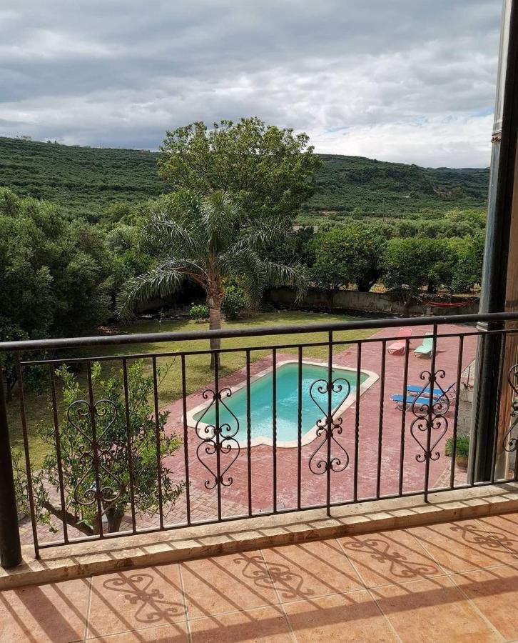 Villa Elea Apartments Szpiliá Kültér fotó